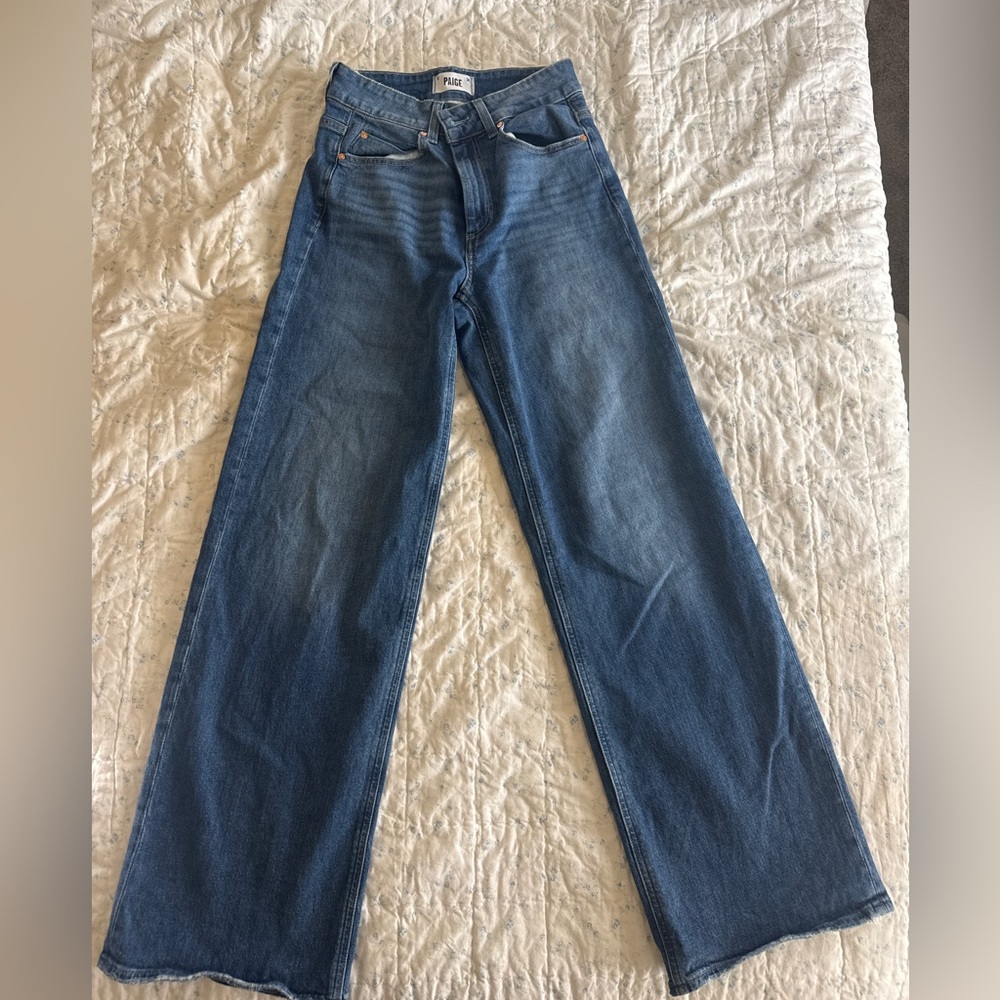 PAIGE SASHA Size: 26 NWOT
Color: Stefania Distressed
  Inseam: 32" - Picture 9 of 11